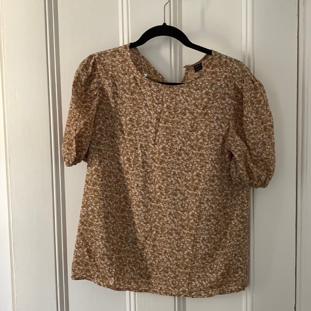 Shein unworn floral shirt